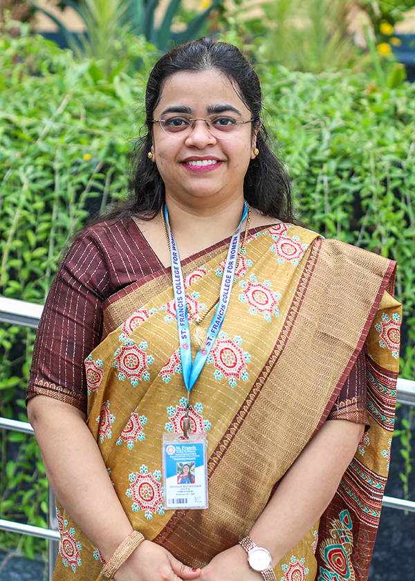 Dr.Alice Ester David